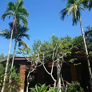 https://lanta-para-hut.koh-lantahotels.net