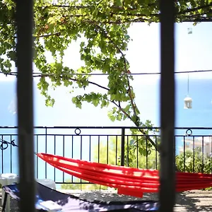 https://valentina-rooms.albaniahotels.org